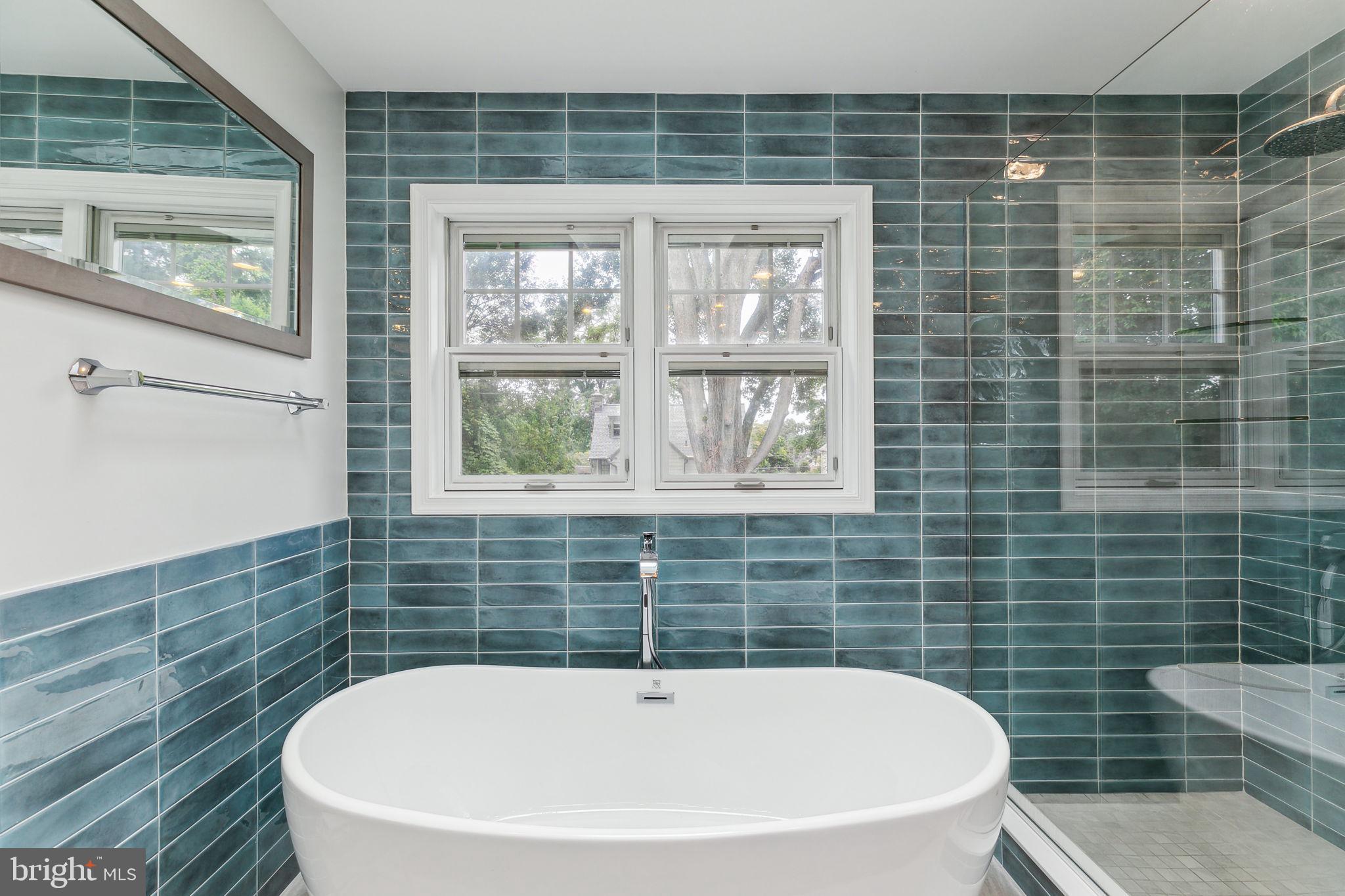 COLLEGE PARK - Residential