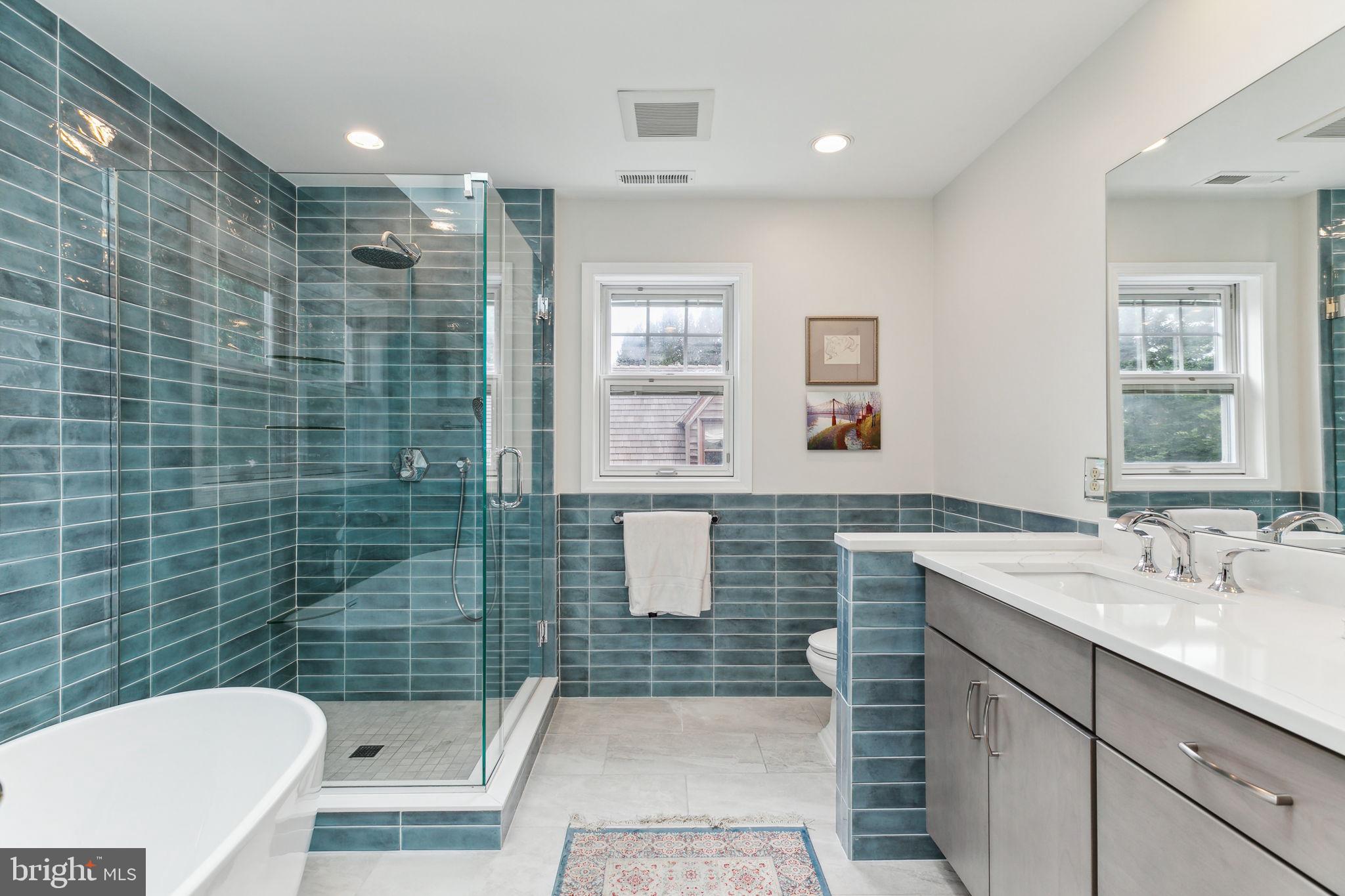 COLLEGE PARK - Residential