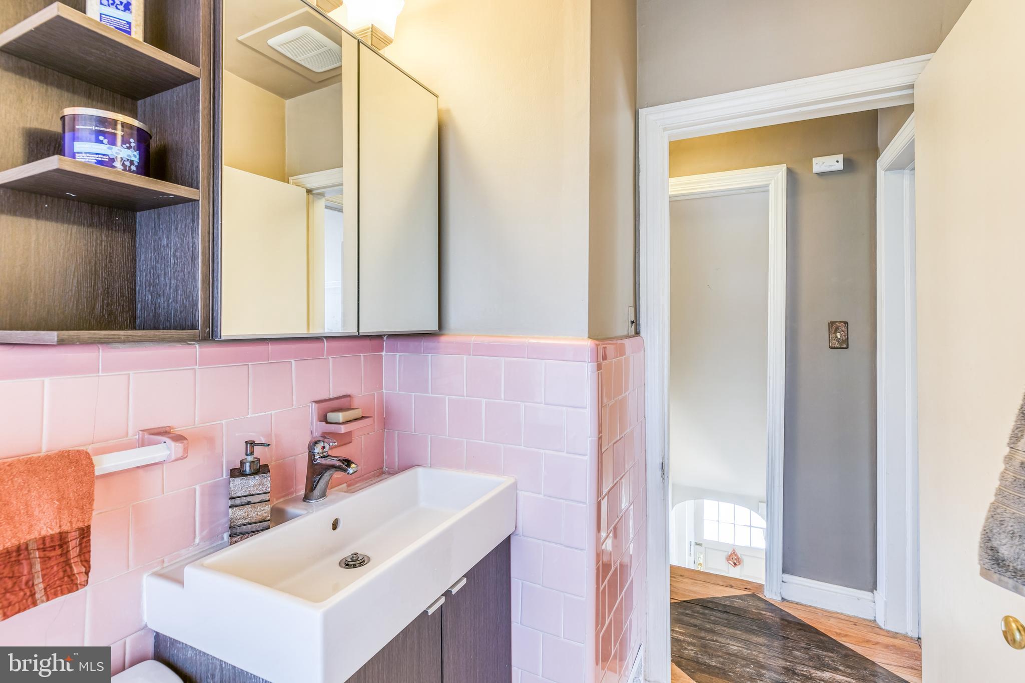 MOUNT WASHINGTON - Residential