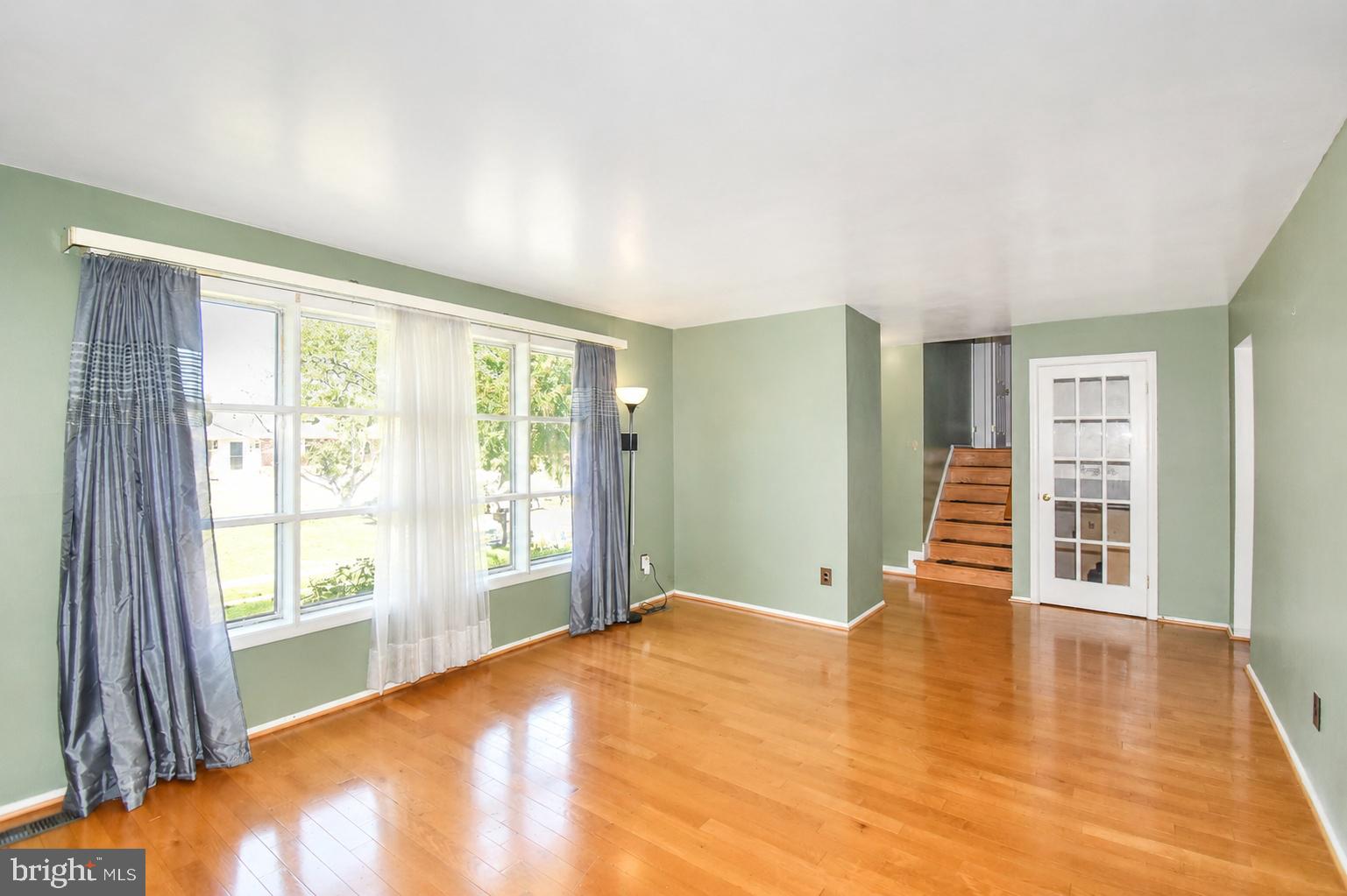 120 ESSENTON DRIVE