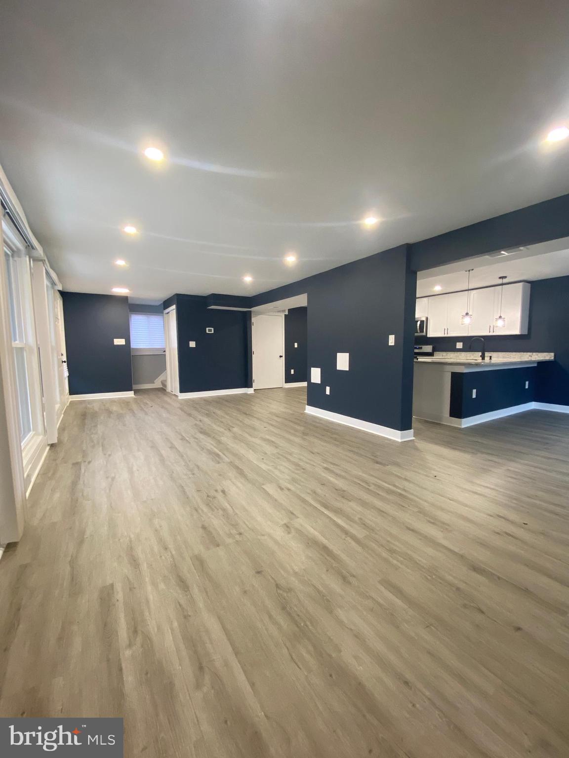 ROBIN HILLS - Residential