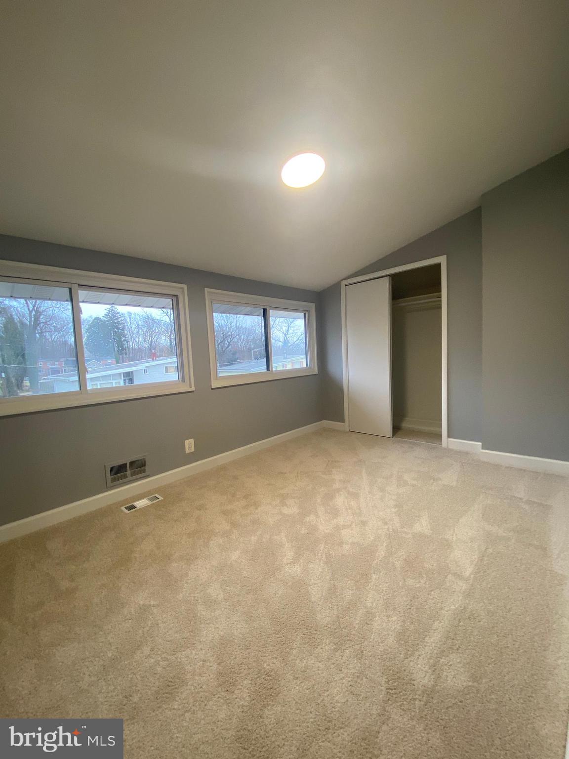 ROBIN HILLS - Residential