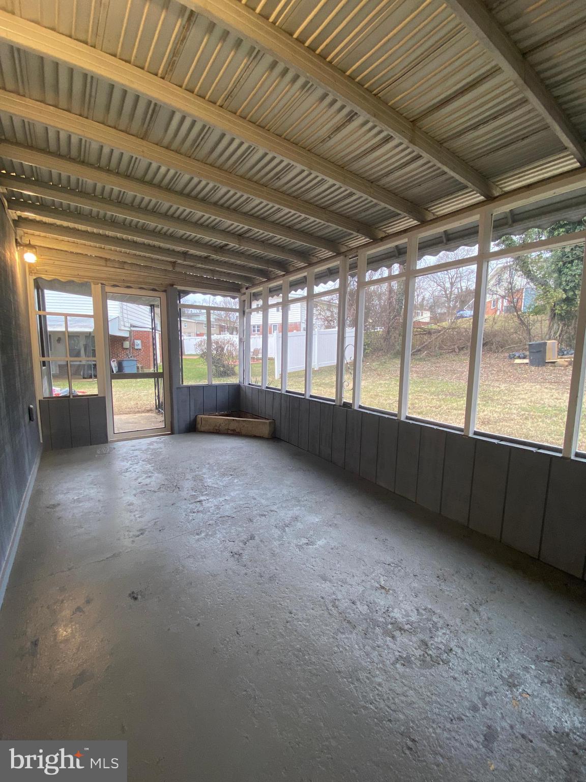 ROBIN HILLS - Residential