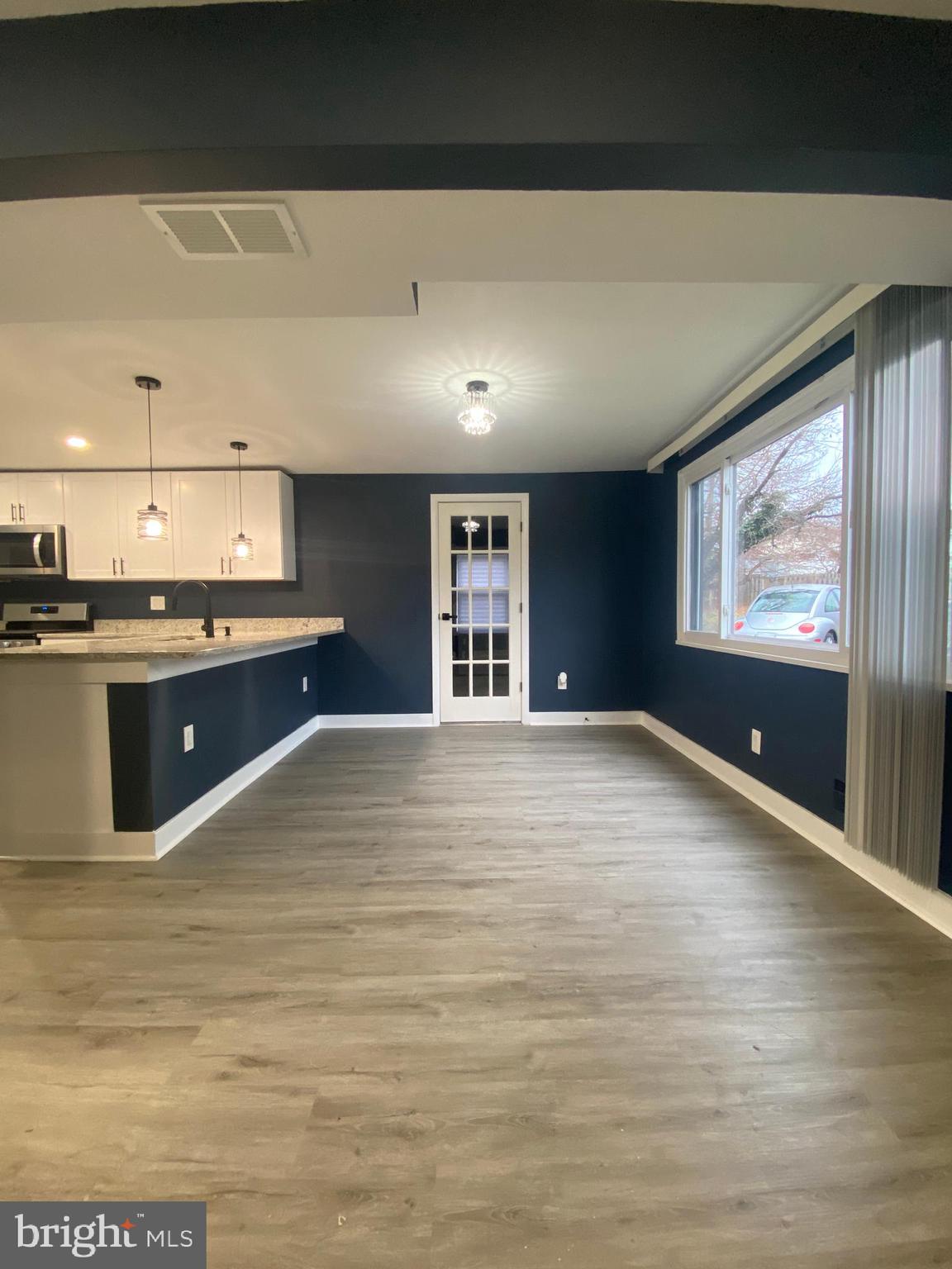 ROBIN HILLS - Residential