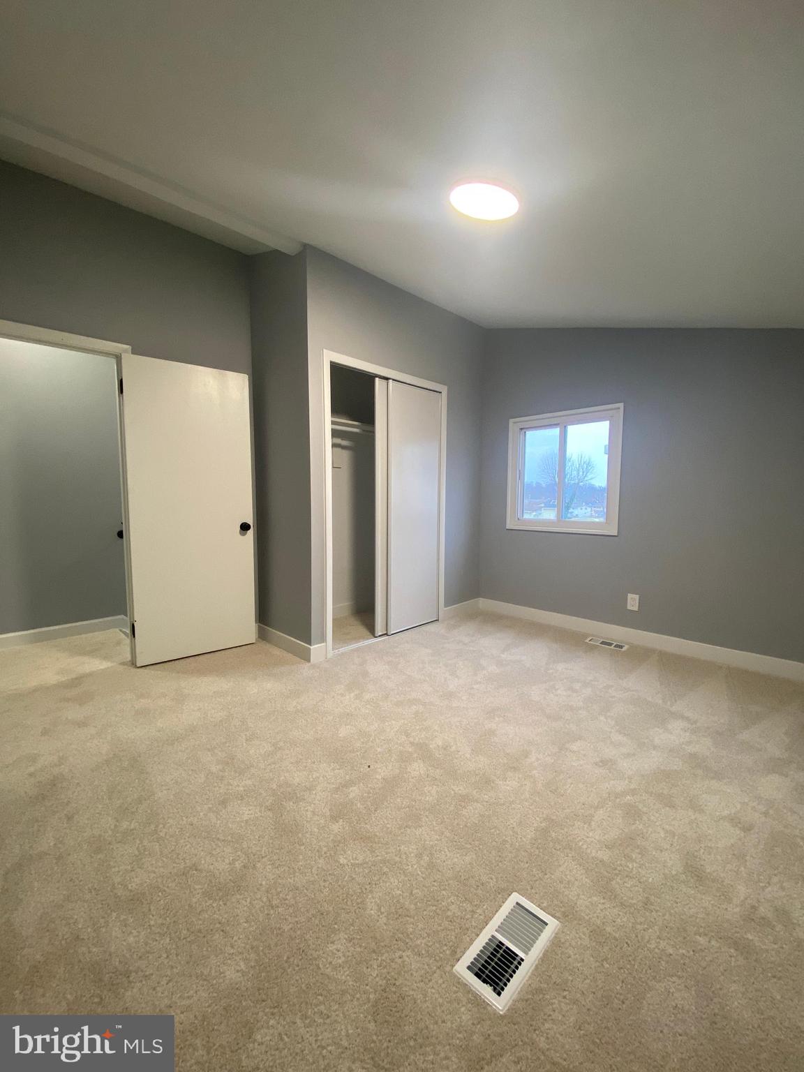 ROBIN HILLS - Residential