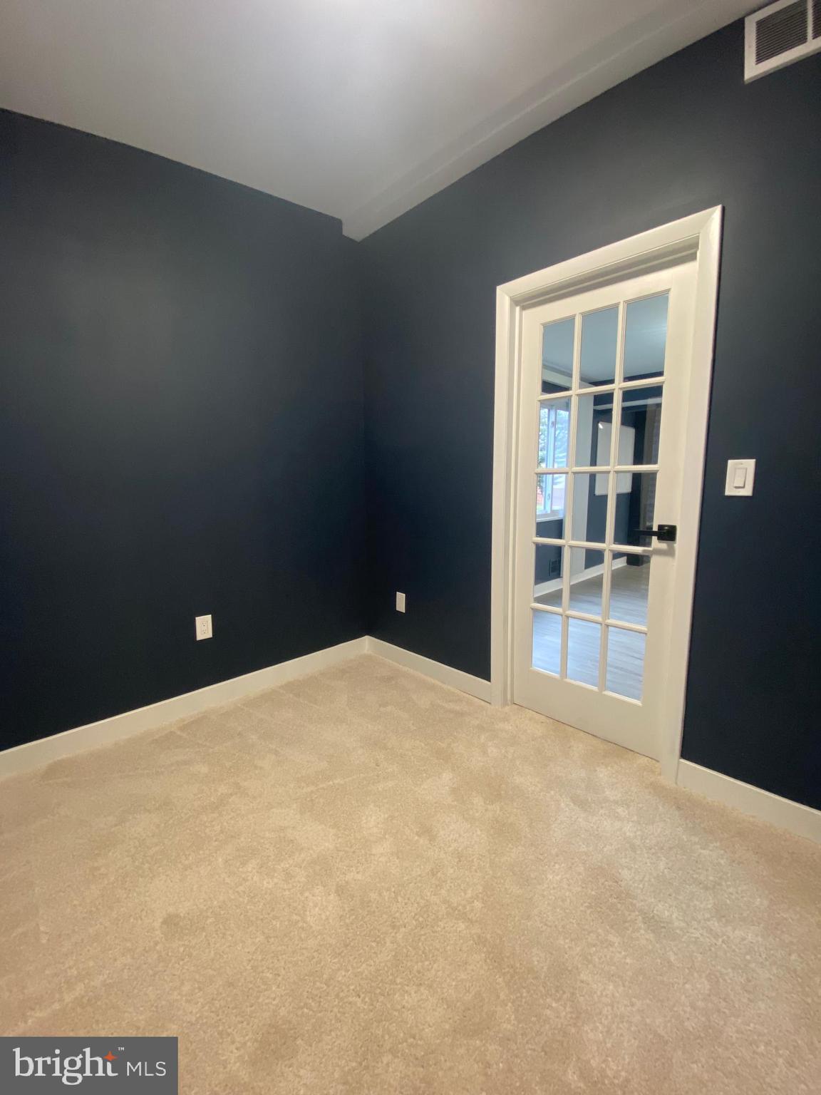 ROBIN HILLS - Residential