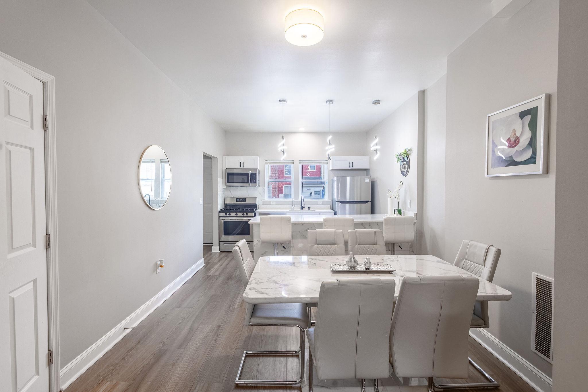 ELLWOOD PARK - Residential