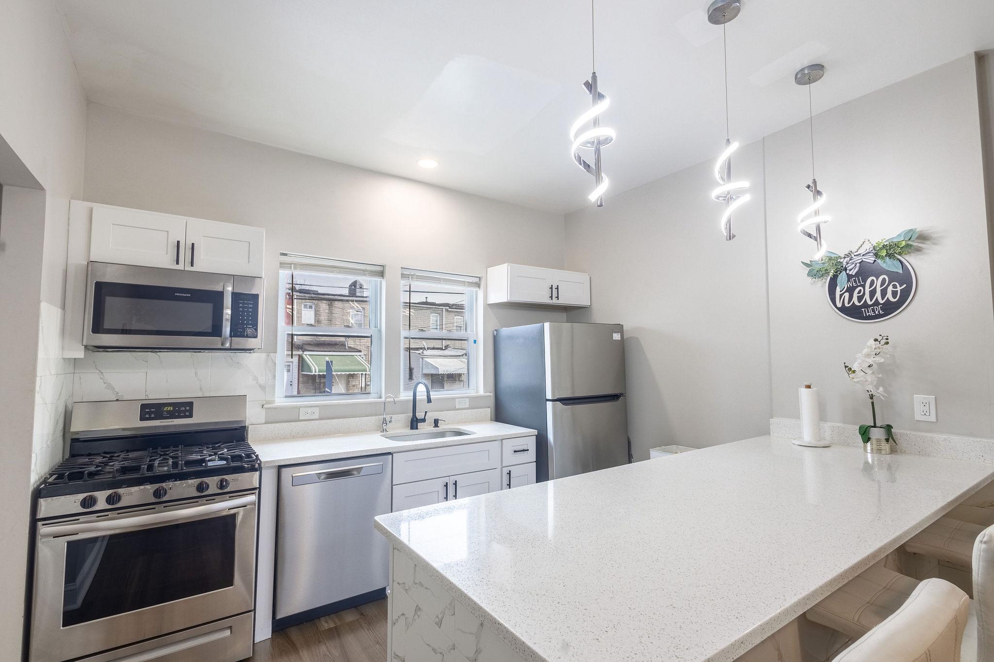 ELLWOOD PARK - Residential