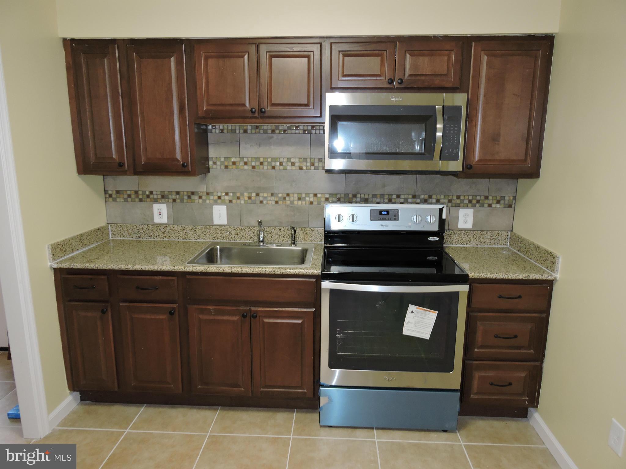 QUEENSLAND - Residential Lease