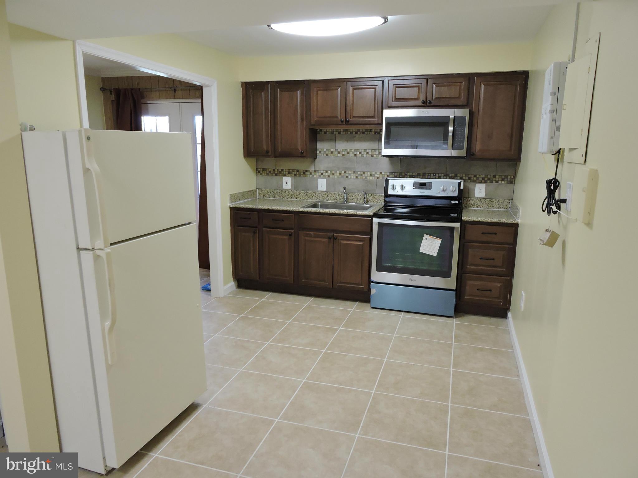 QUEENSLAND - Residential Lease