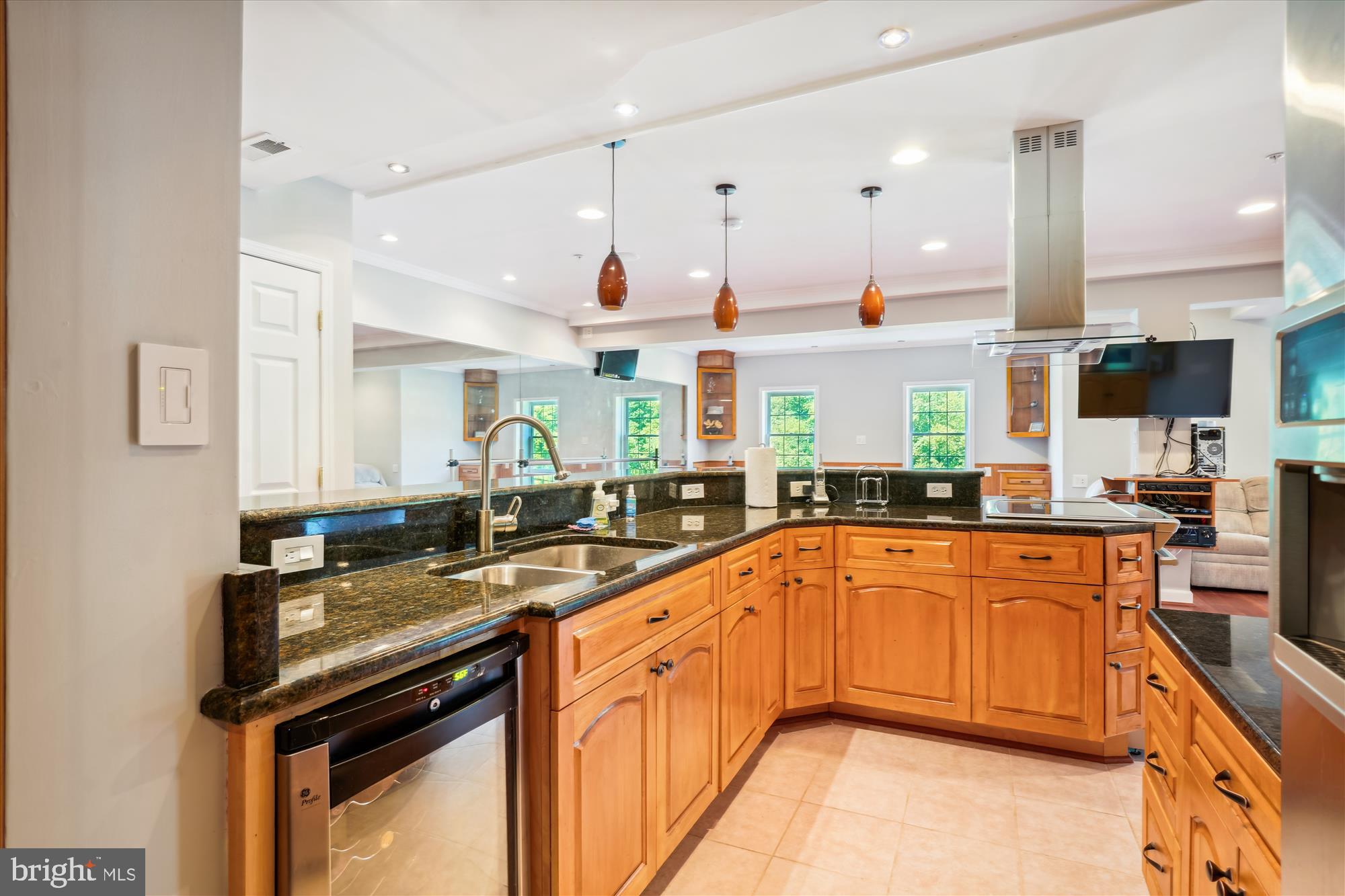 WOODFIELD ESTATES - Residential