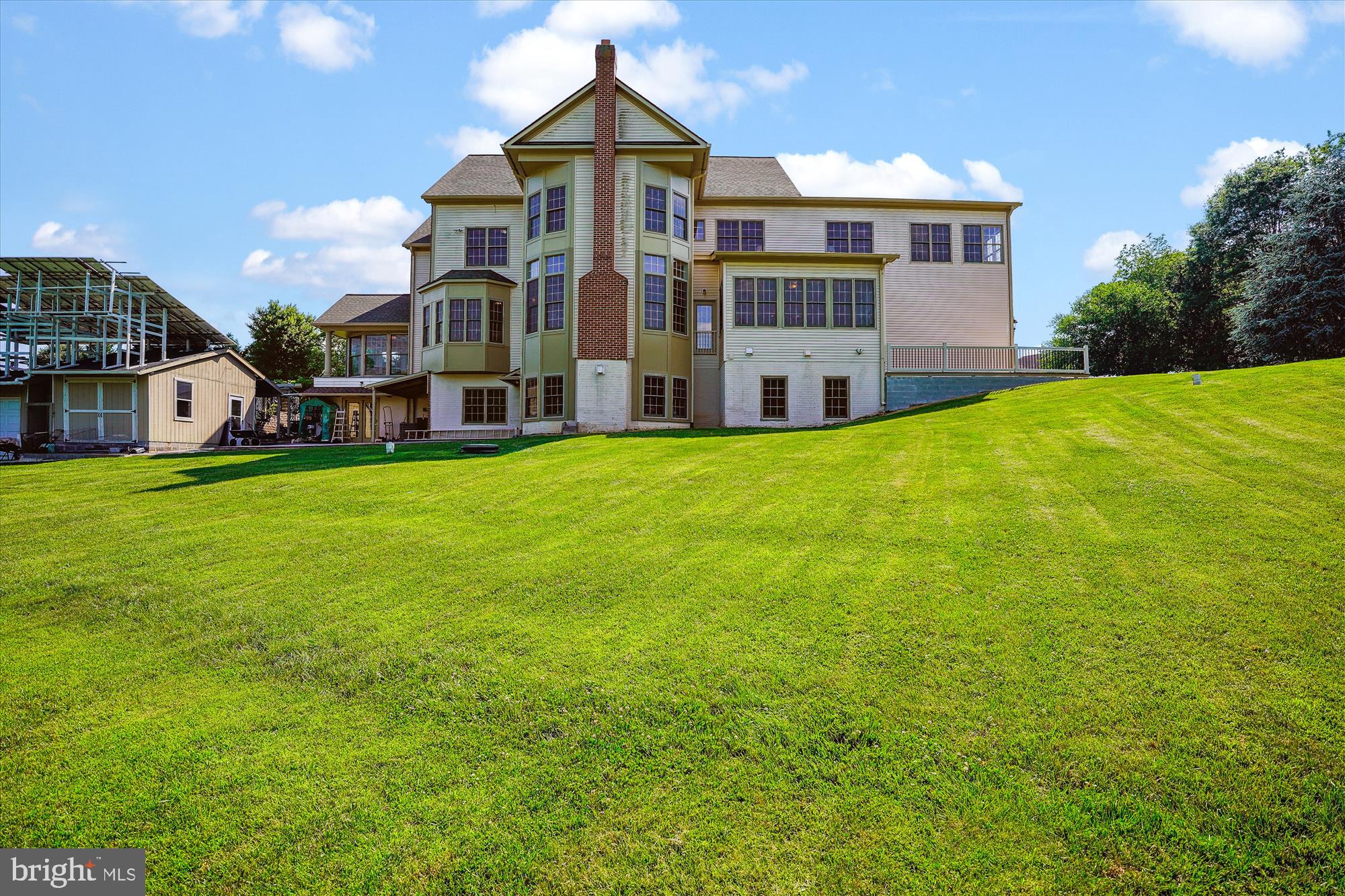 WOODFIELD ESTATES - Residential