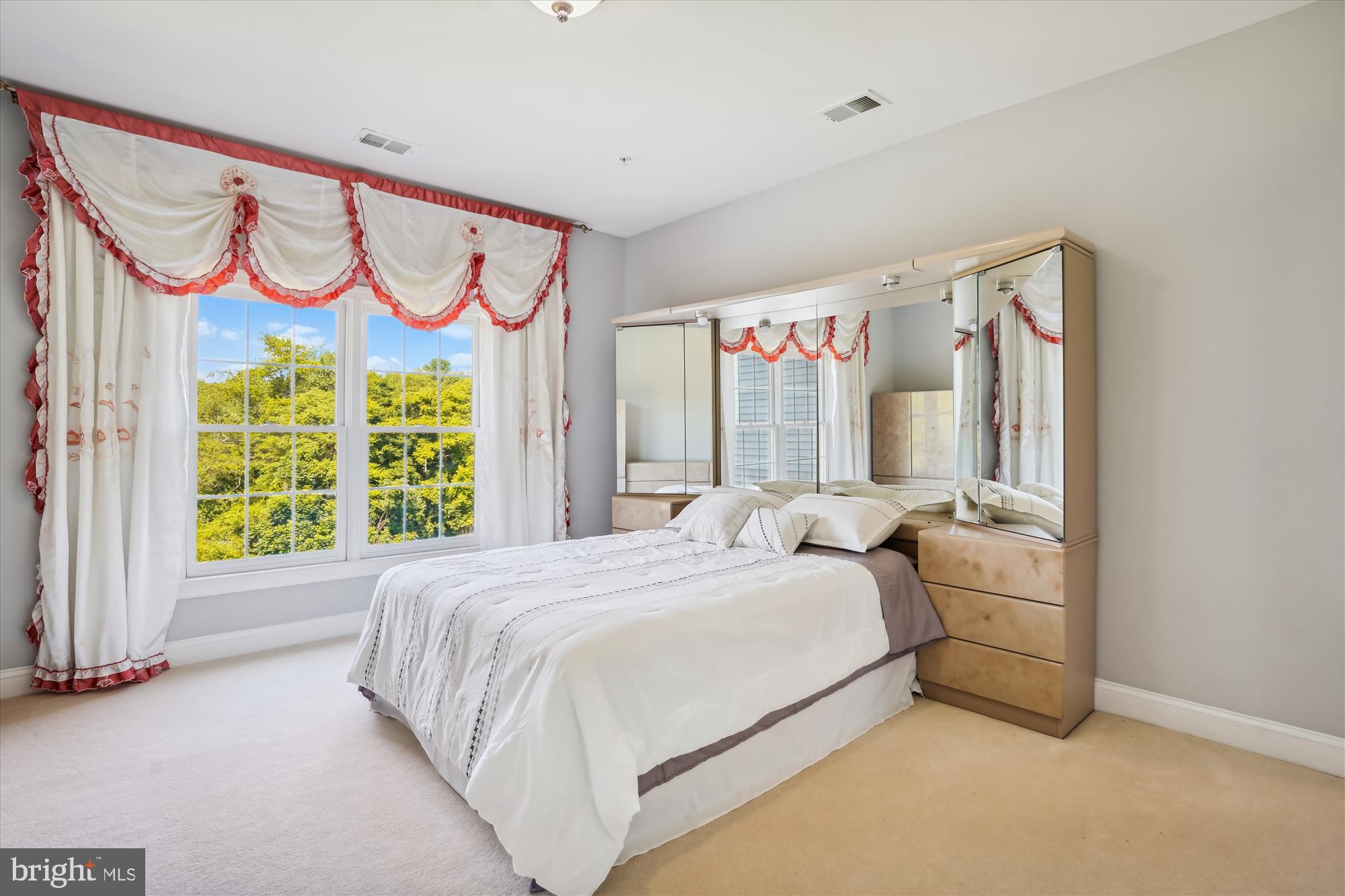 WOODFIELD ESTATES - Residential