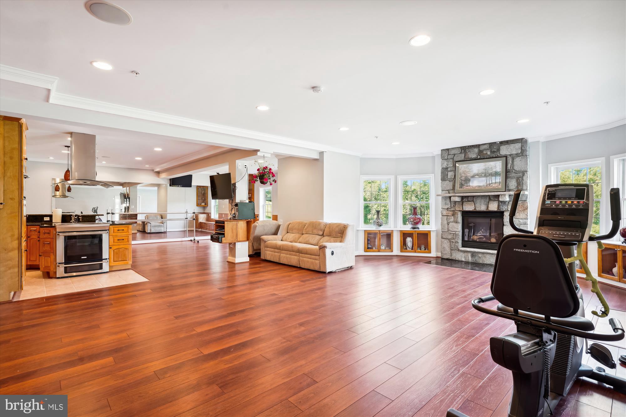 WOODFIELD ESTATES - Residential