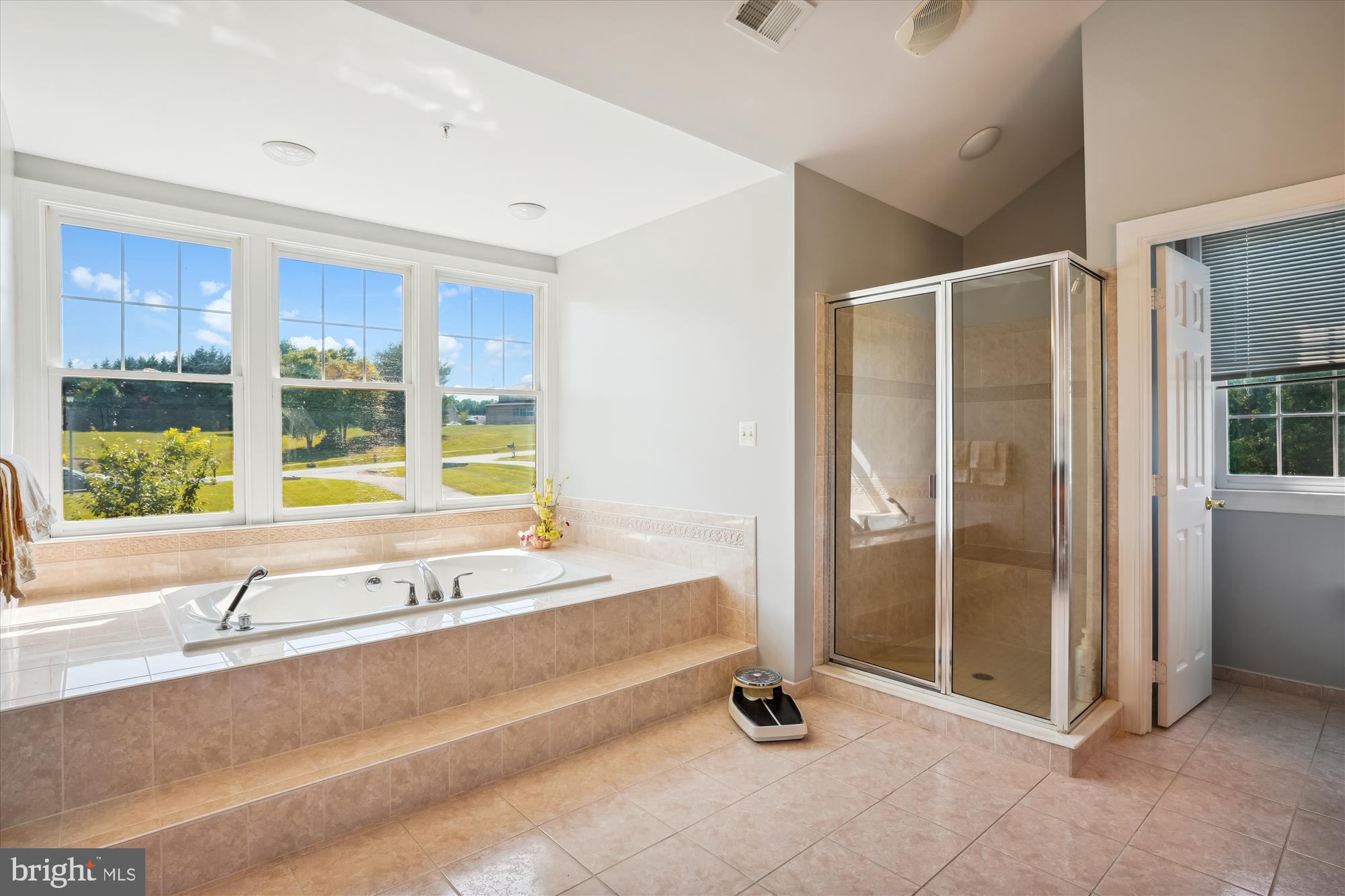 WOODFIELD ESTATES - Residential