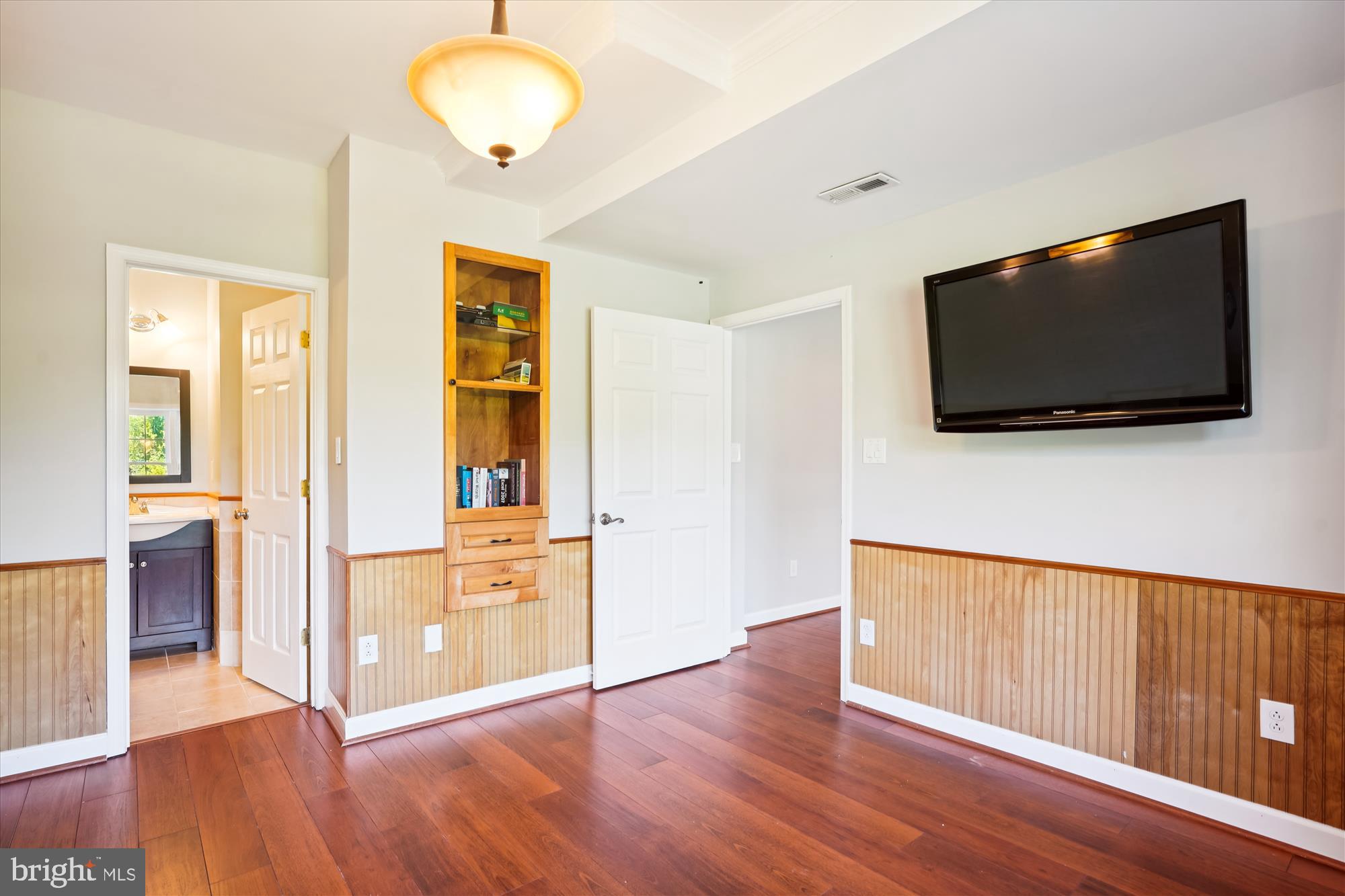 WOODFIELD ESTATES - Residential