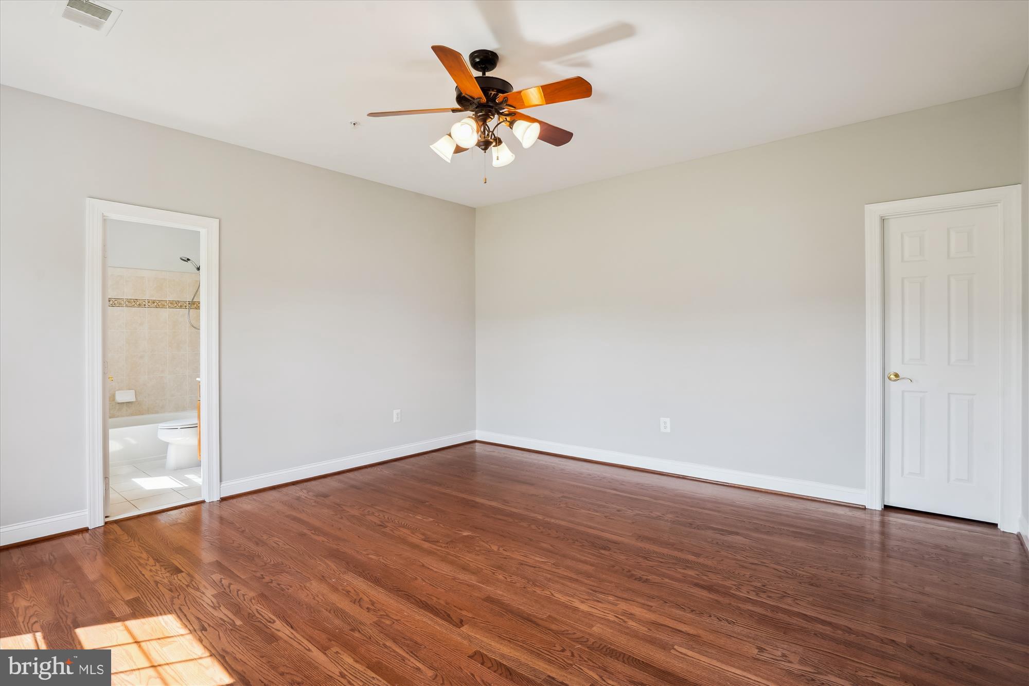 WOODFIELD ESTATES - Residential