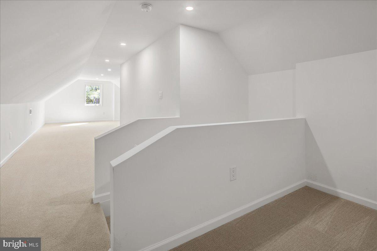 BELLE RIVE - Residential