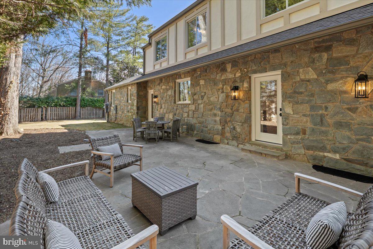 BELLE RIVE - Residential