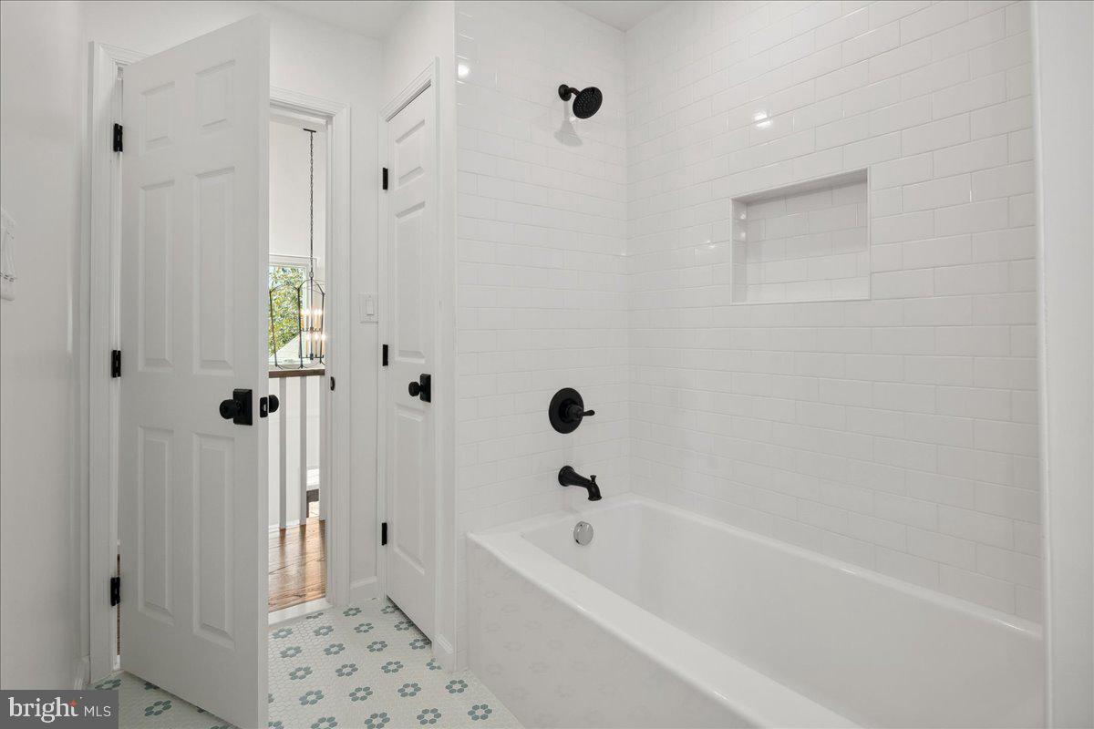 BELLE RIVE - Residential