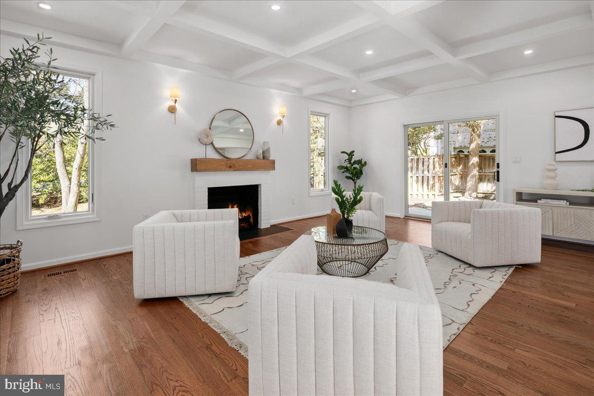 BELLE RIVE - Residential