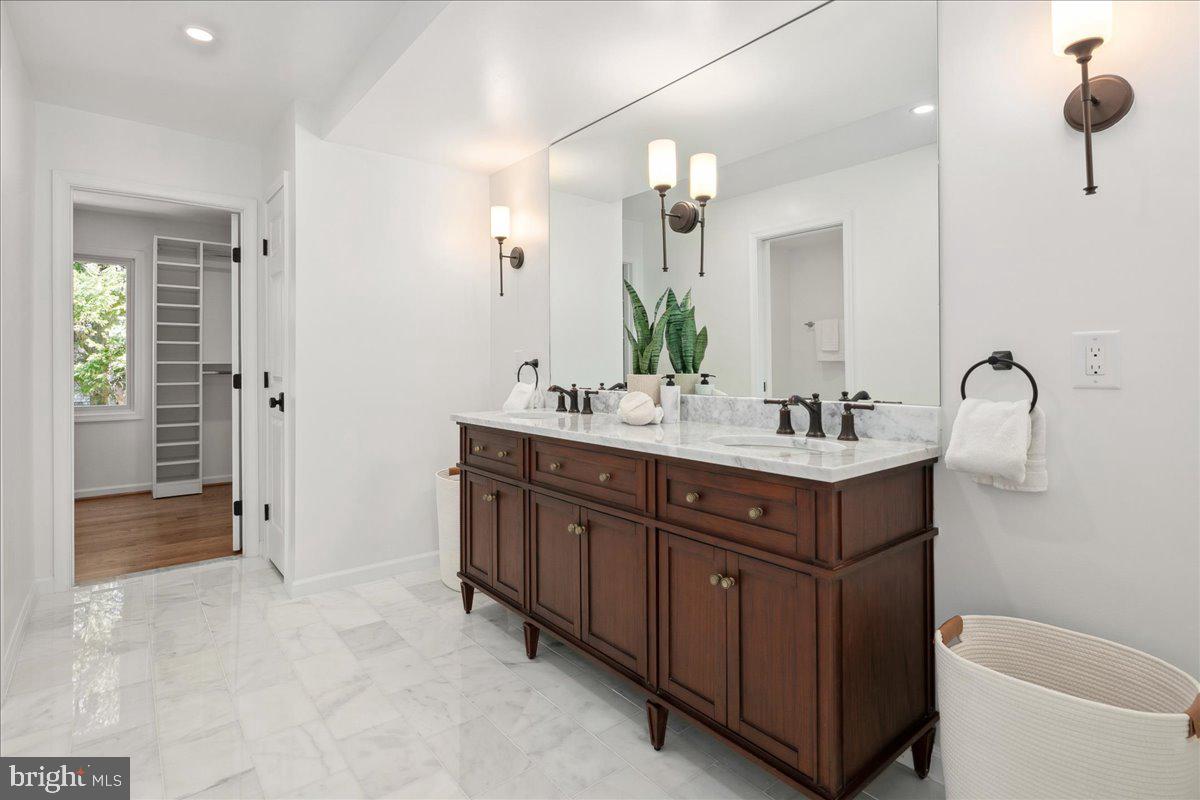 BELLE RIVE - Residential