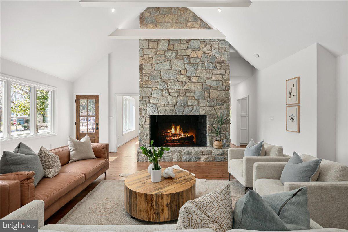 BELLE RIVE - Residential