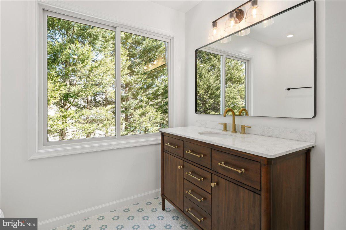 BELLE RIVE - Residential