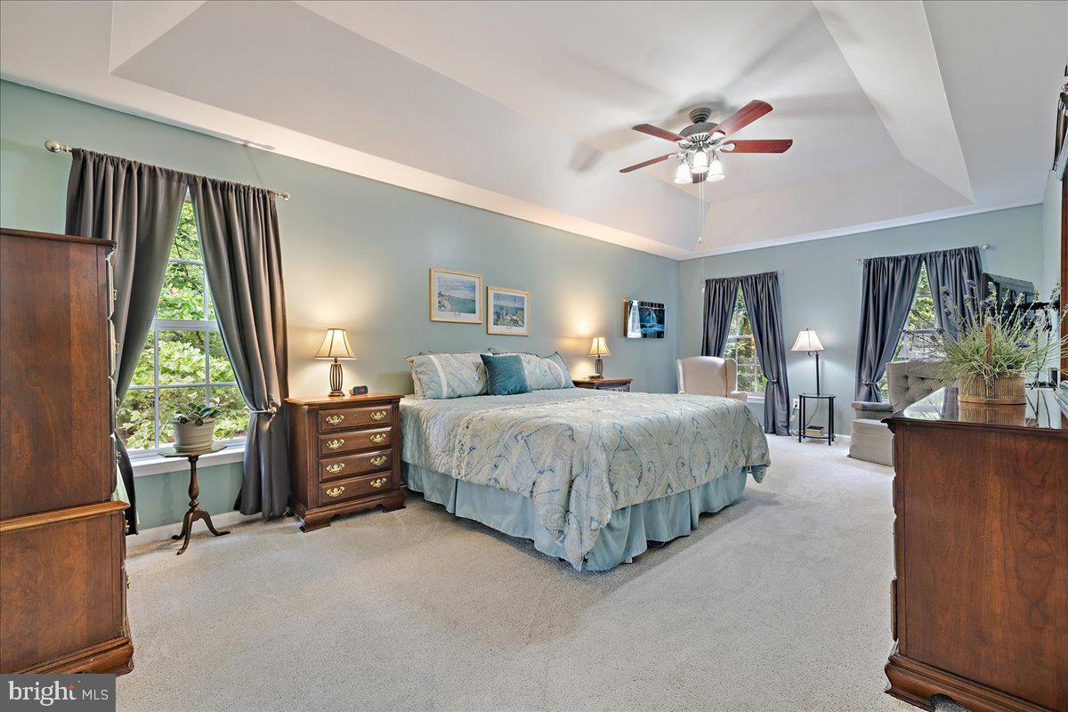 RUSSETT - Residential