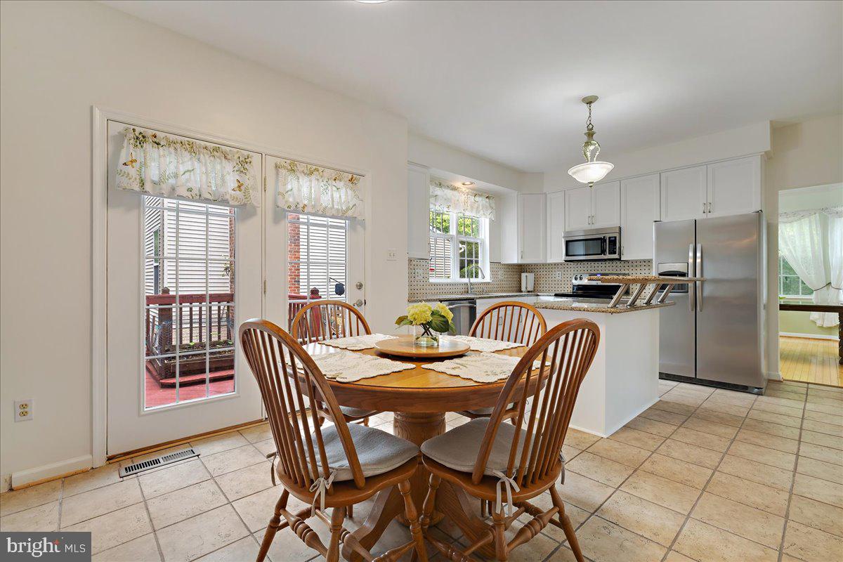 RUSSETT - Residential