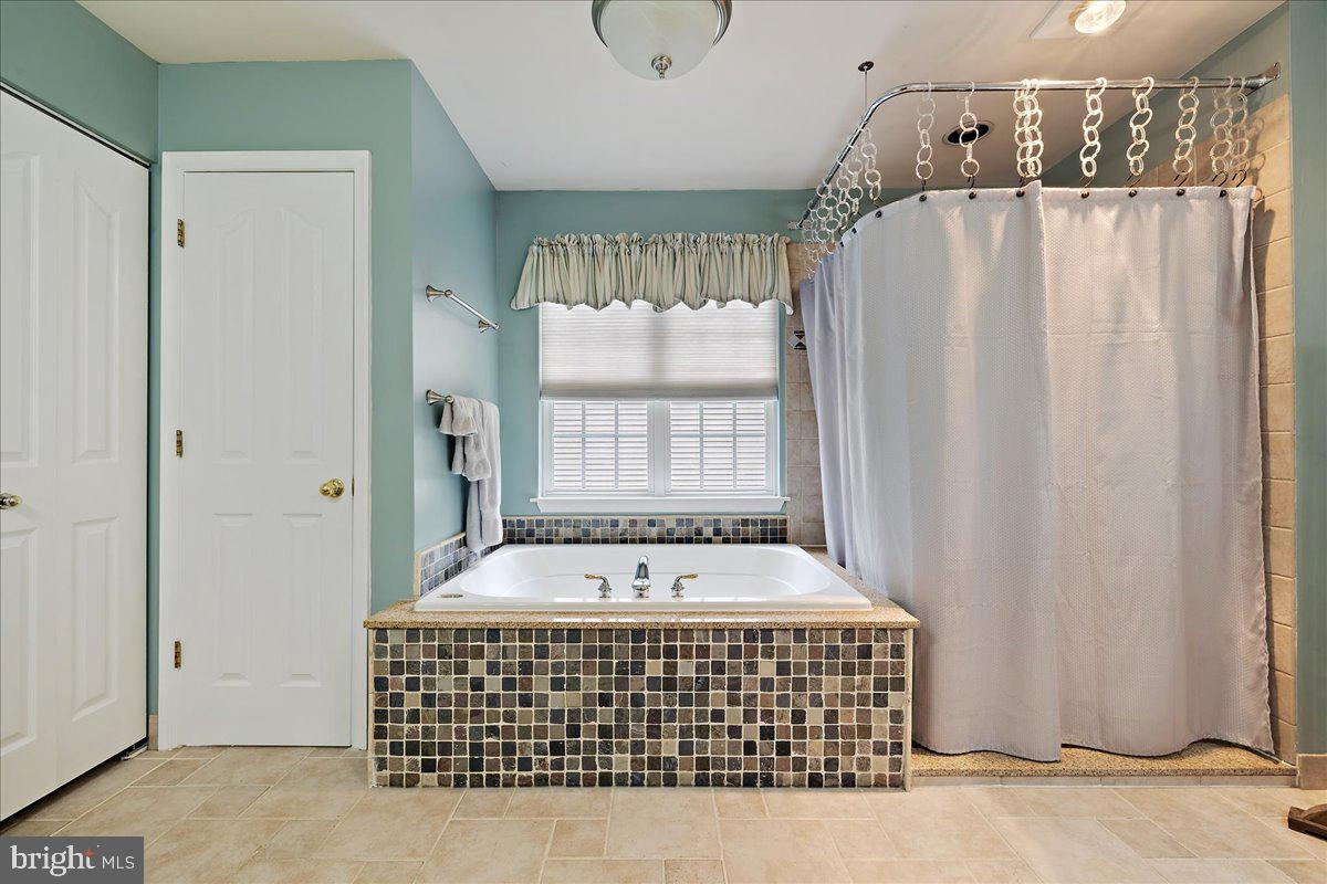 RUSSETT - Residential