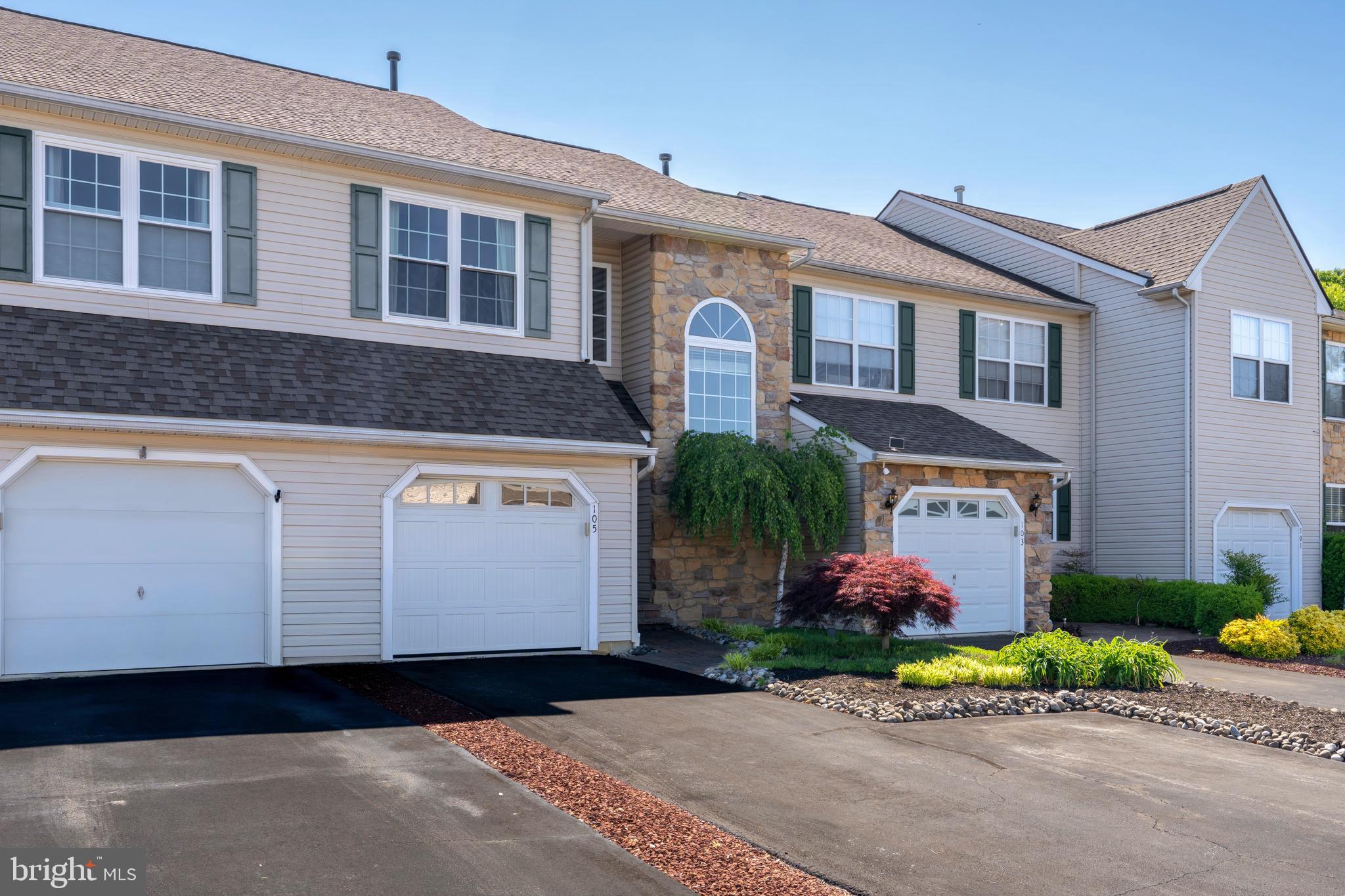 WOODS AT LAKESIDE - Residential