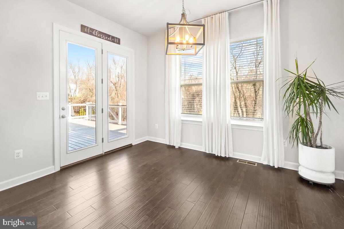 TALLYN RIDGE - Residential