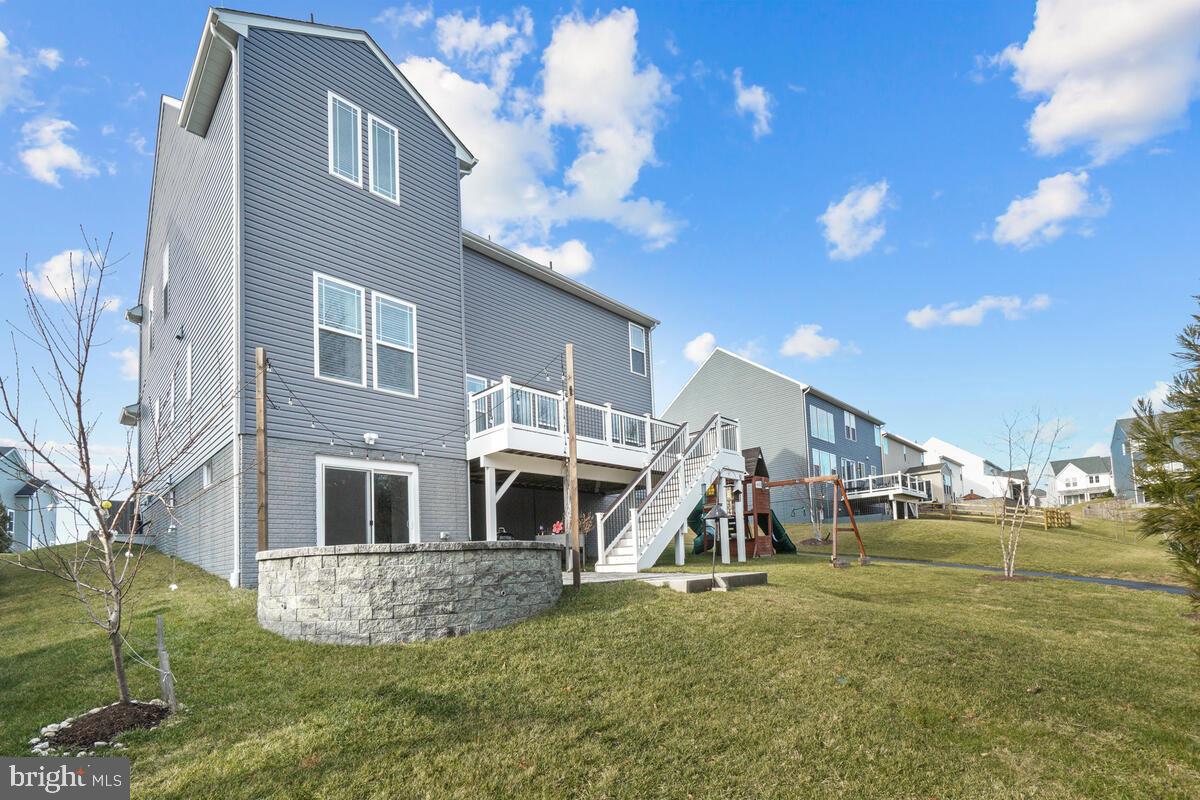 TALLYN RIDGE - Residential