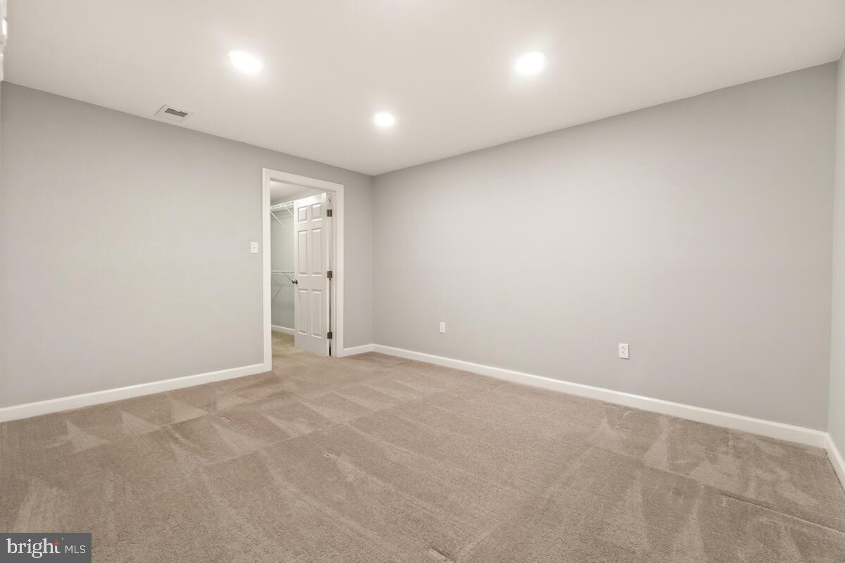 TALLYN RIDGE - Residential