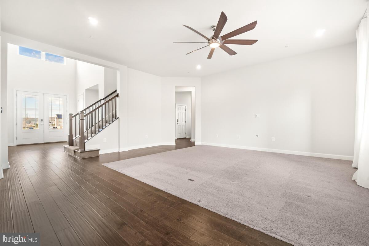 TALLYN RIDGE - Residential