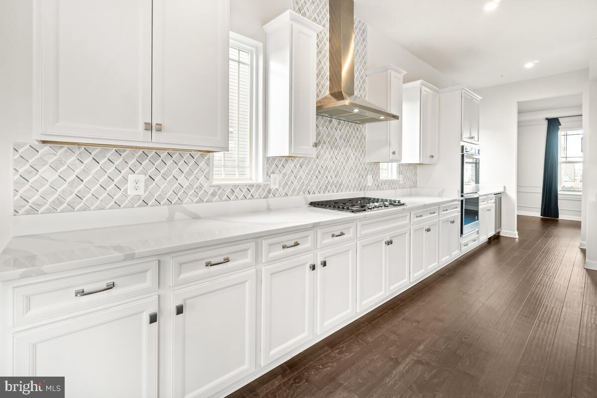 TALLYN RIDGE - Residential