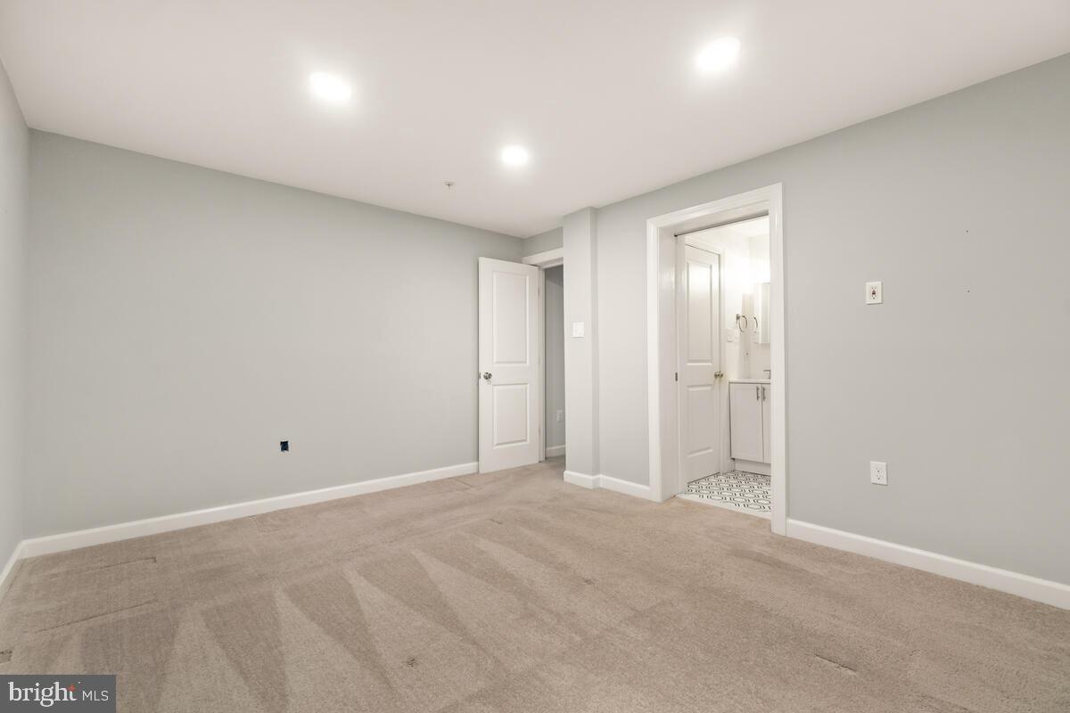 TALLYN RIDGE - Residential