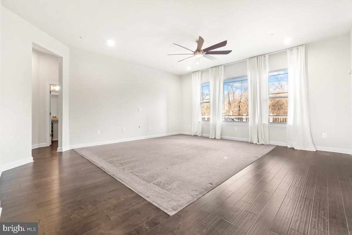 TALLYN RIDGE - Residential