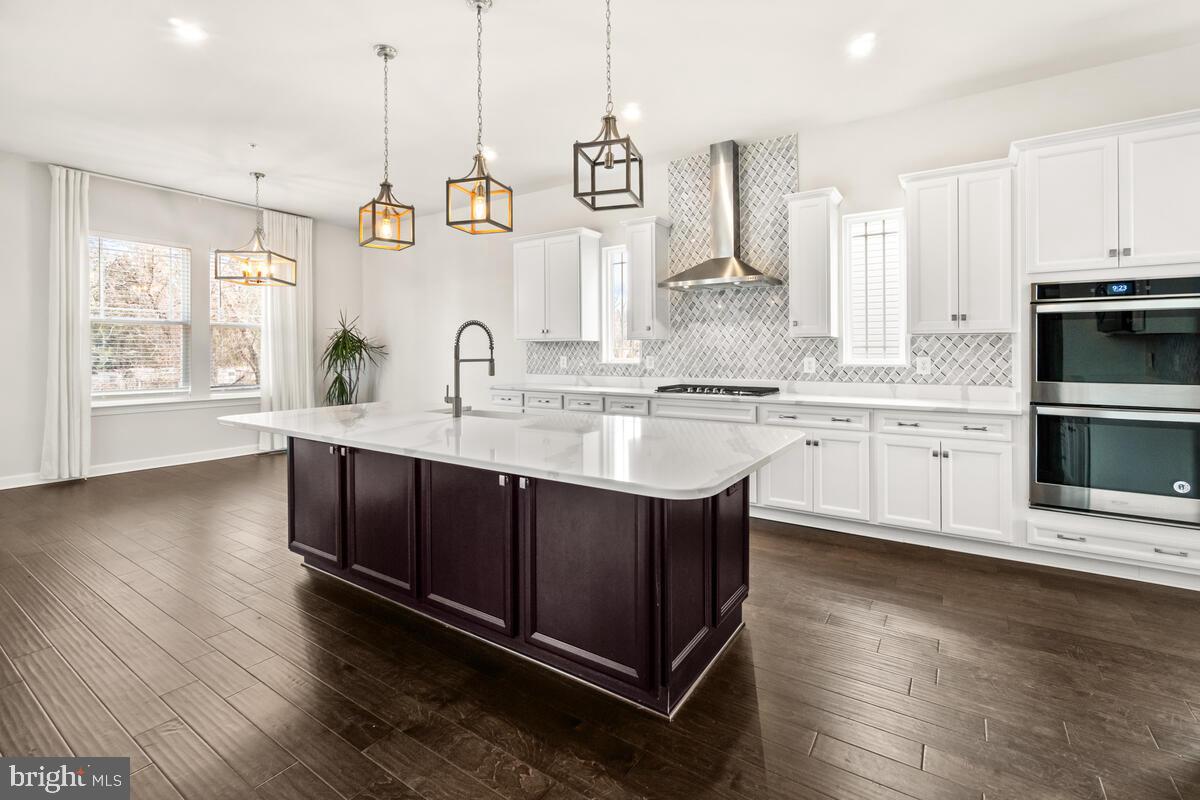 TALLYN RIDGE - Residential