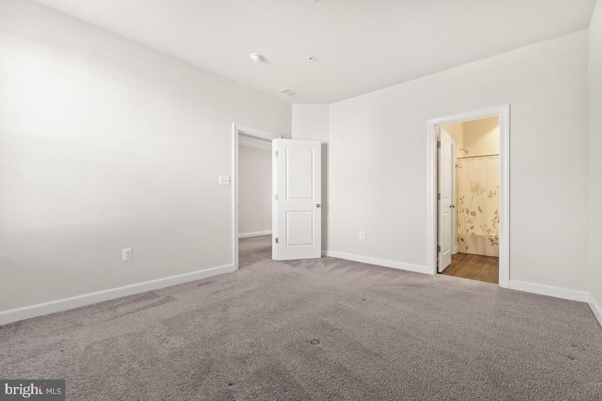 TALLYN RIDGE - Residential