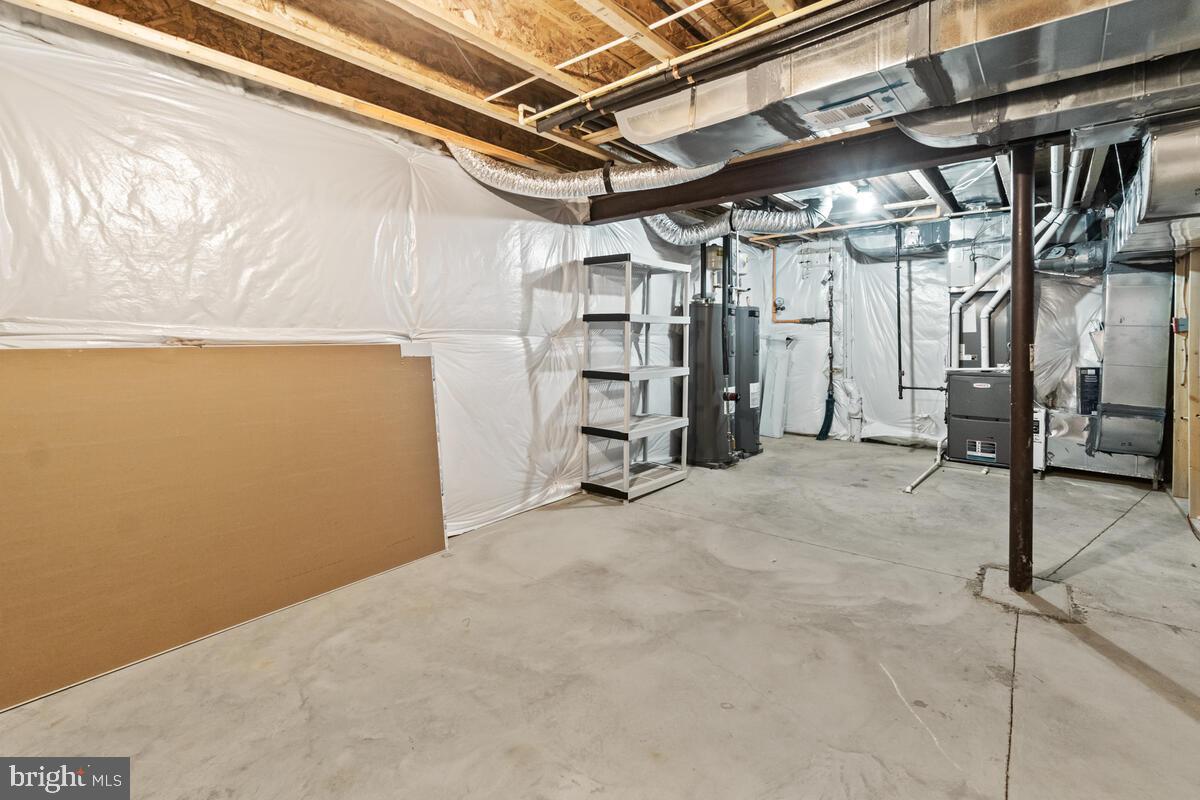 TALLYN RIDGE - Residential