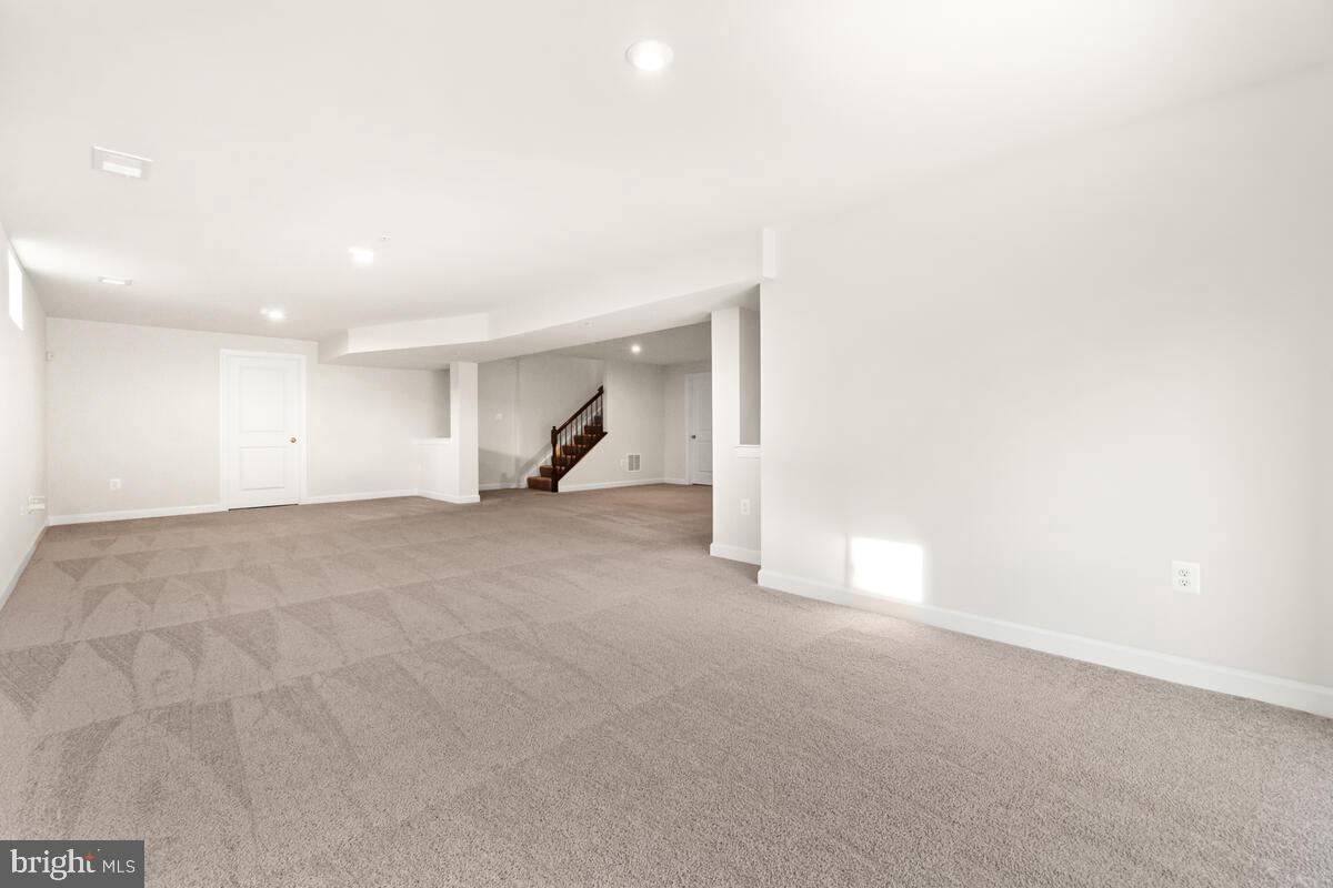 TALLYN RIDGE - Residential