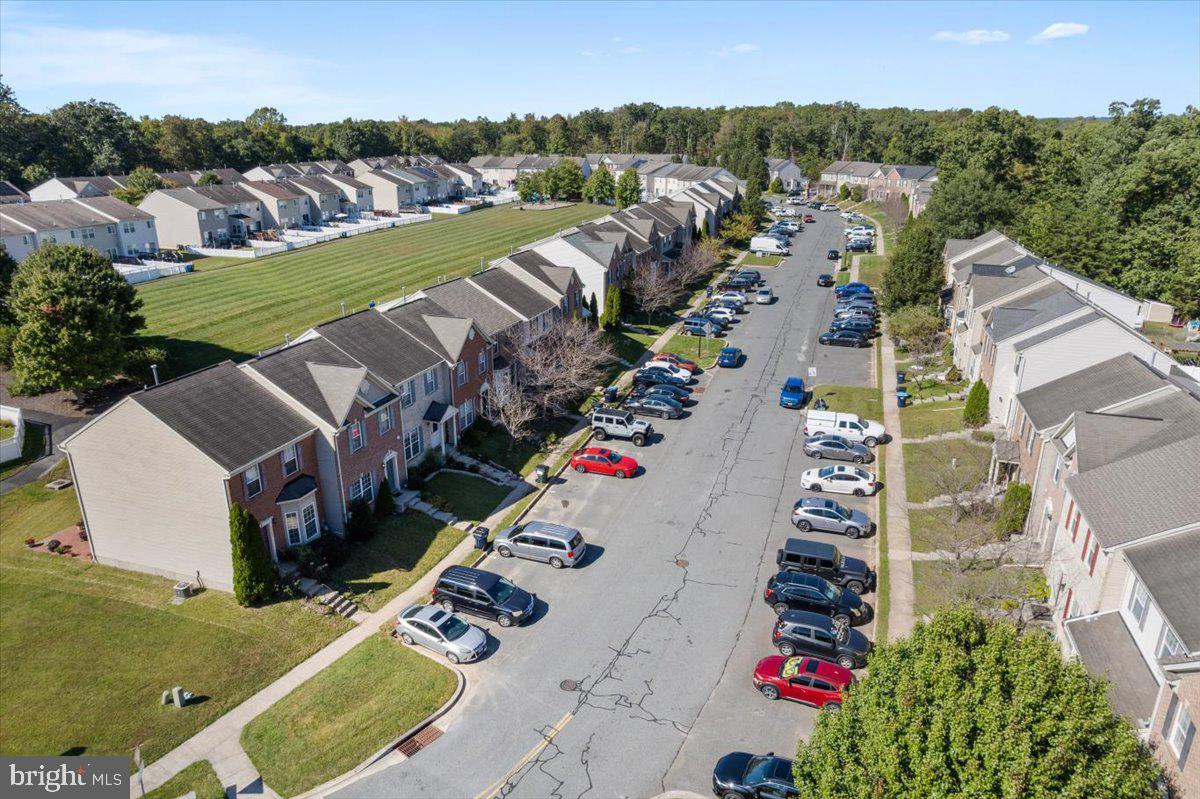 AUTUMN RUN - Residential Lease