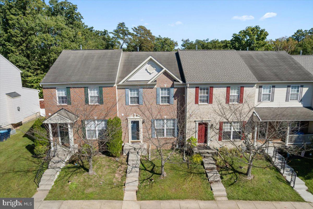 AUTUMN RUN - Residential Lease