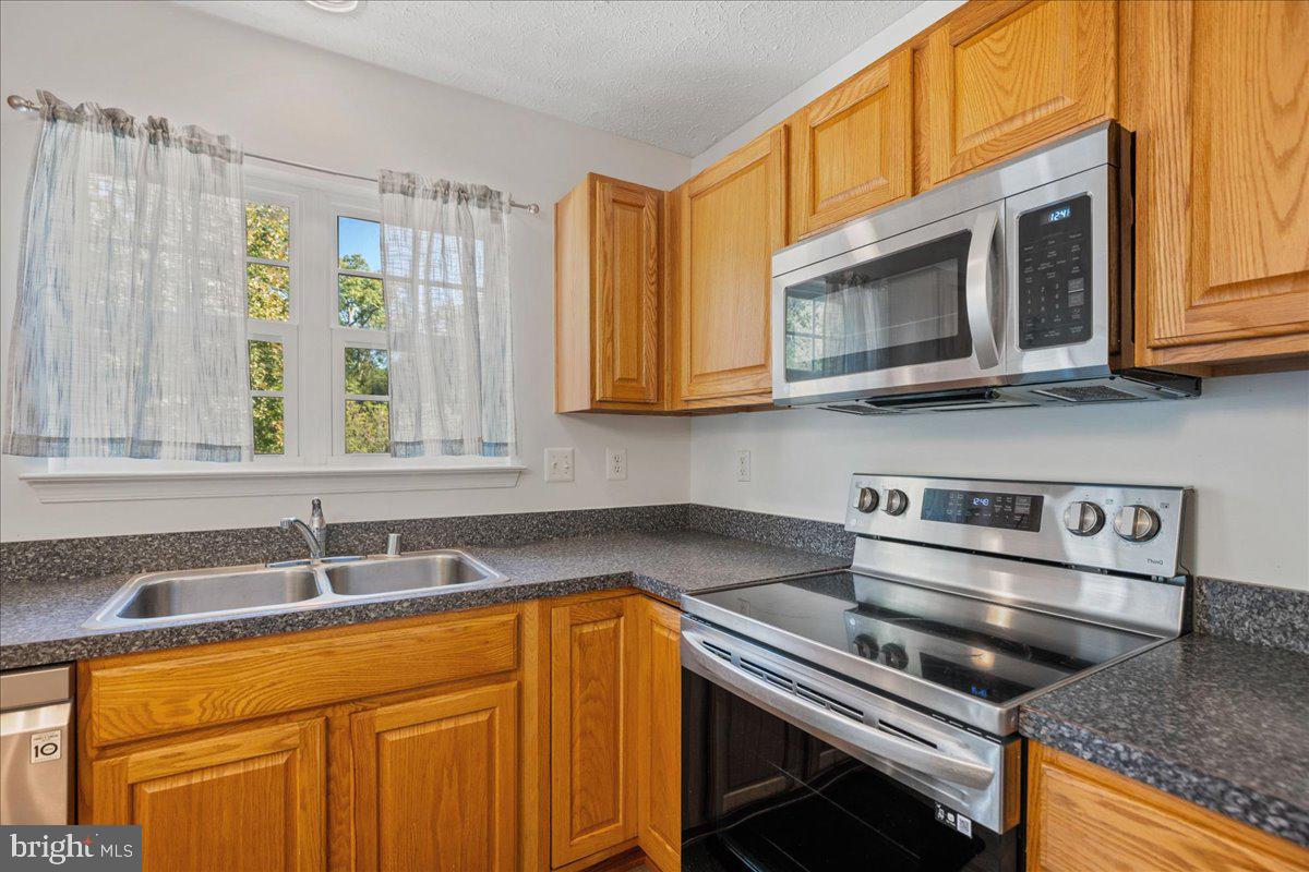 AUTUMN RUN - Residential Lease