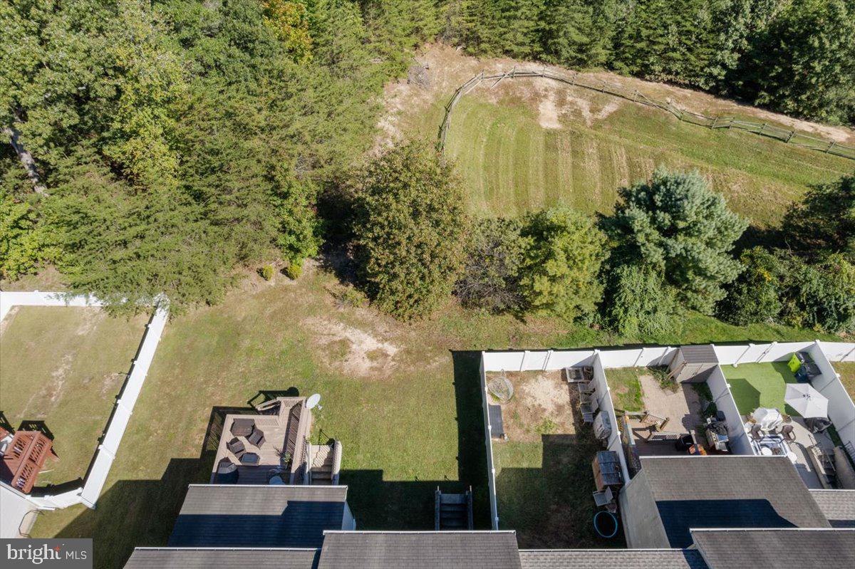 AUTUMN RUN - Residential Lease