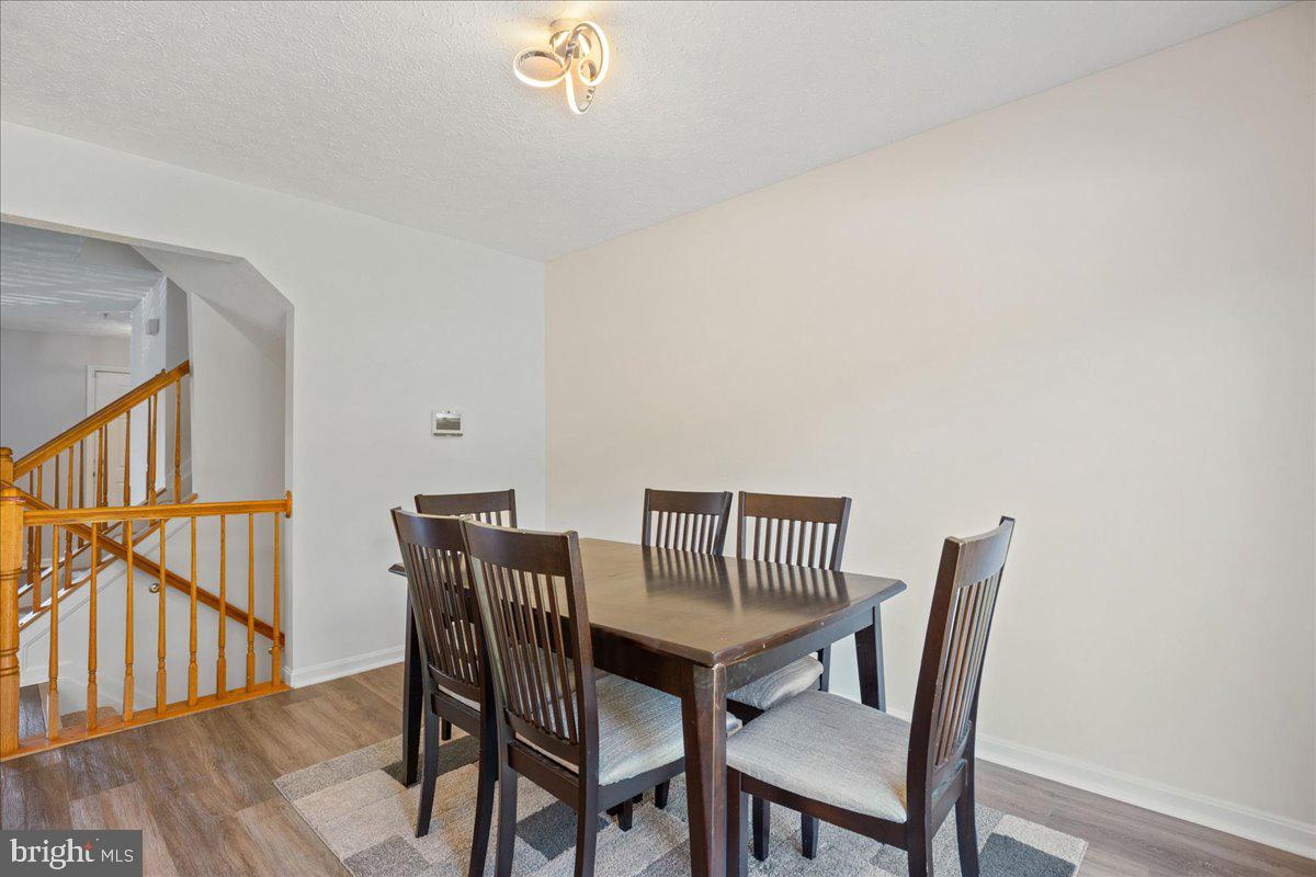 AUTUMN RUN - Residential Lease