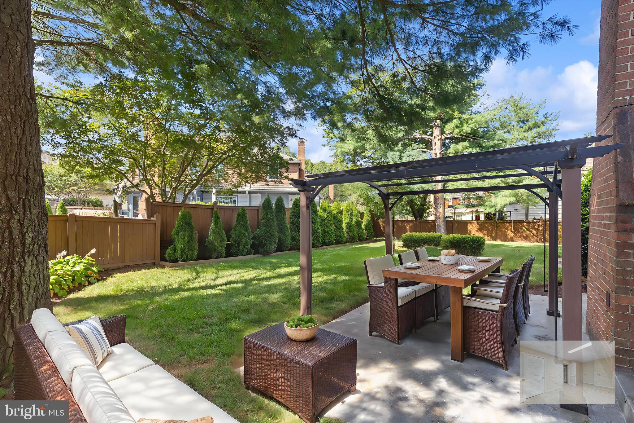 SAYBROOKE - Residential Lease