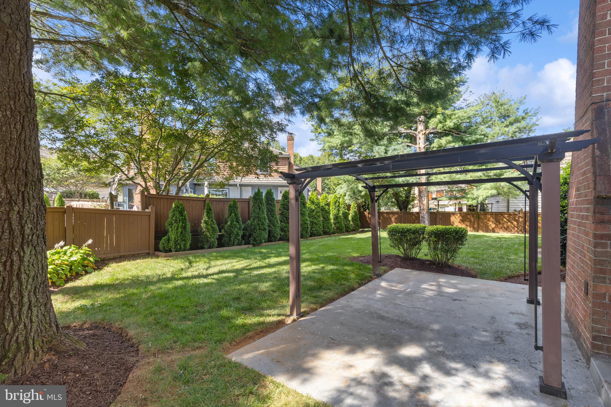 SAYBROOKE - Residential Lease